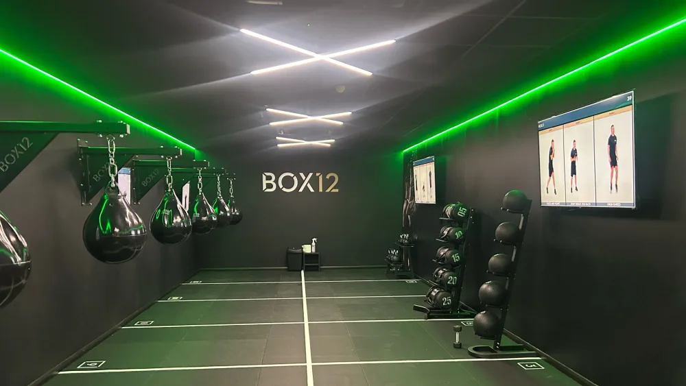 BOX12 green1000x563