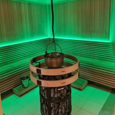 Herbal Lounge Experience a rejuvenating escape that blends the natural healing power of herbs with the therapeutic benefits of sauna therapy.